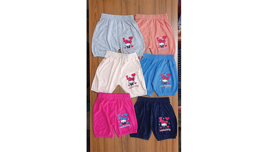 Multi Color Baby Girls Panty (6 Pieces Combo) by difference color.