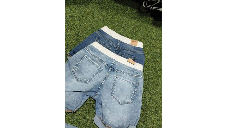 GIRL’S DENIM SHORT PANT.