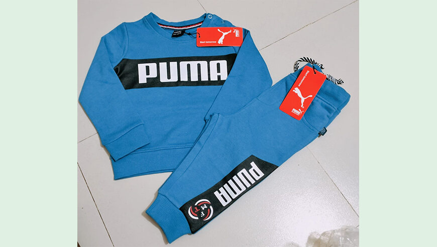 Boy’s Sweat shirt set.