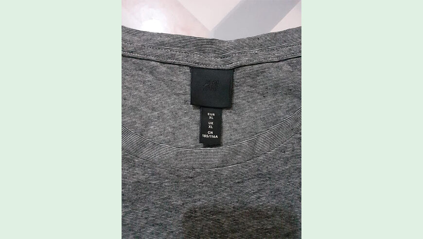 Mens H&M solit T shirt.