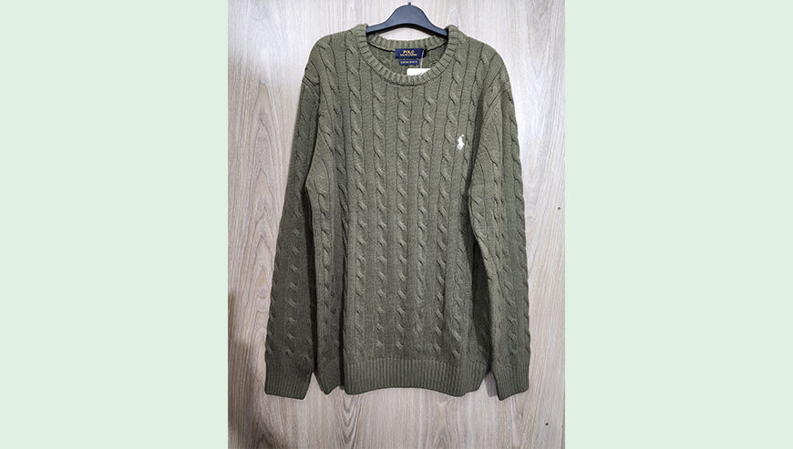 Men’s Round neck cable Sweater