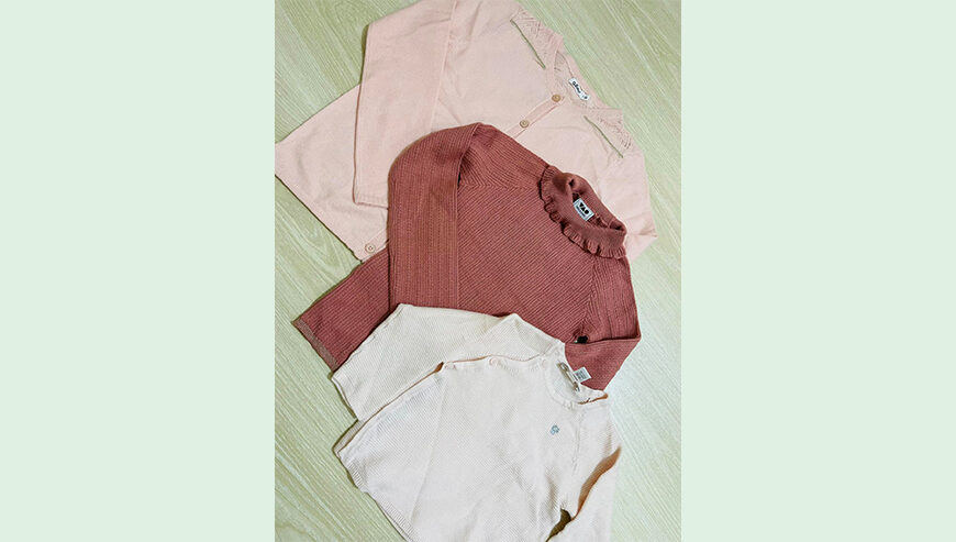 100% Orginal Export Girls Boys Sweater.