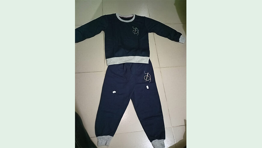 Boy’s sweatshirt set + sweatshirt