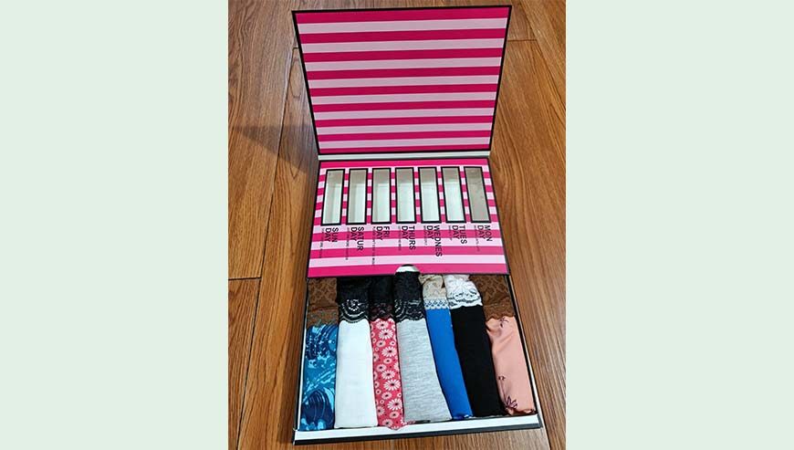 Ladies Panty Box