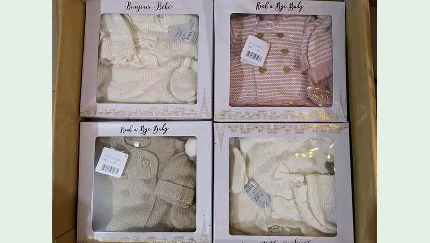 Kids 4 pcs sweater gift box set