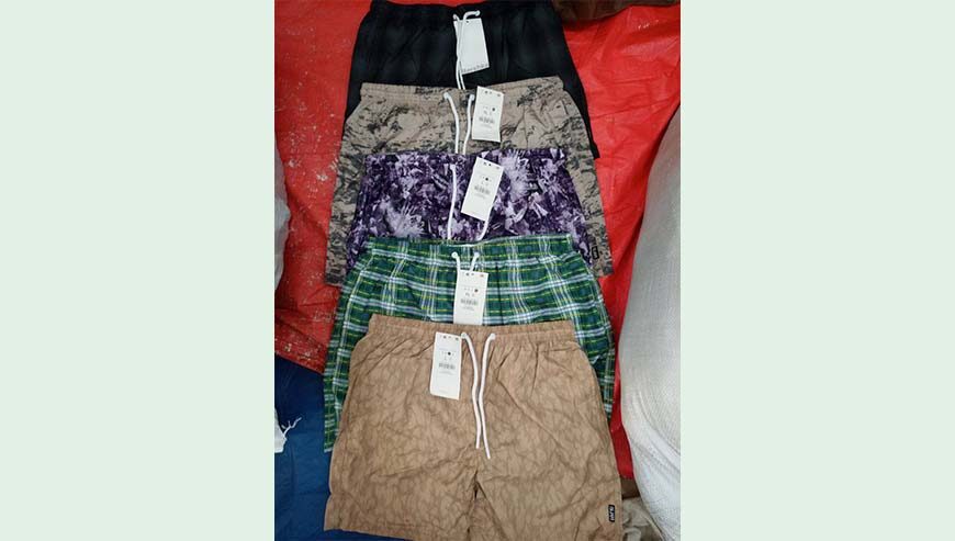 MENS Swimming shorts.. goods..