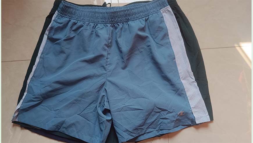 Men’s swim shorts